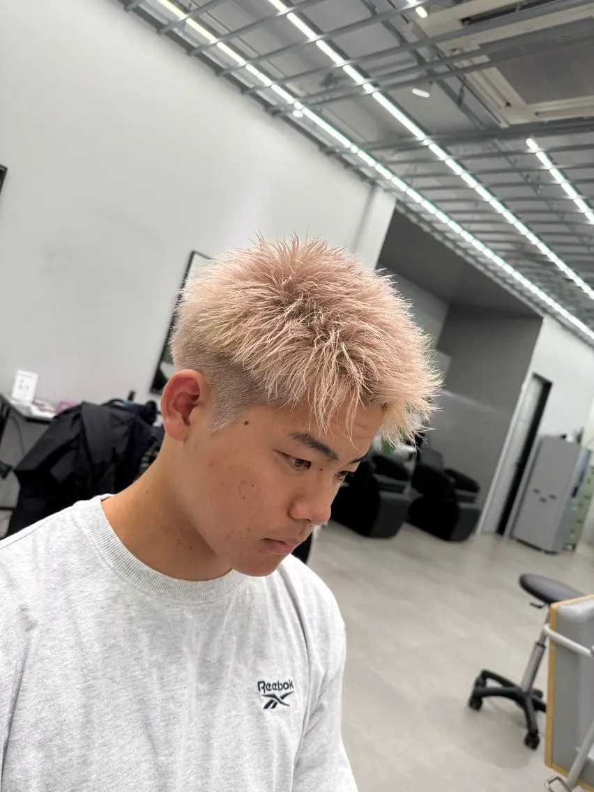 ショート メンズ メンズハイトーン スパイキーショート ショートヘア カット ヘアカラー Joule大分 メンズ特化植木永遠のヘアスタイル