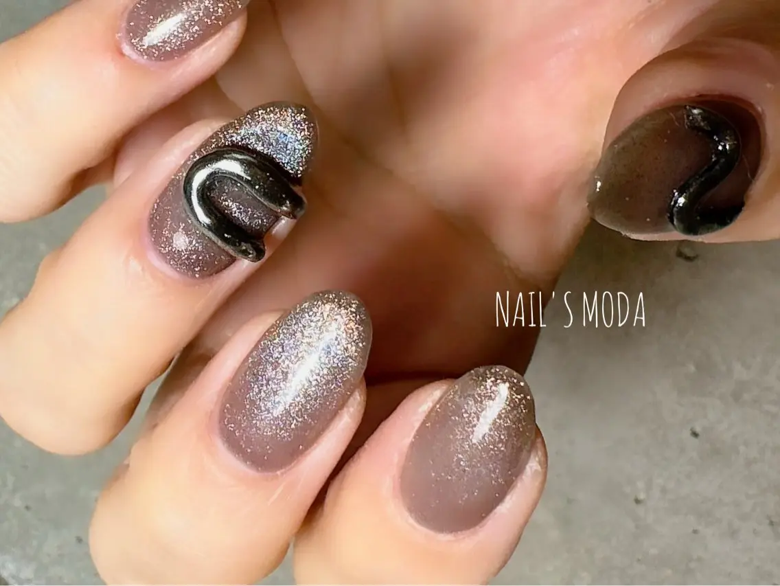 ネイル オーロラネイル 長さ出し フットネイル フレンチネイル ジェルネイル NAIL'S MODAのネイルデザイン
