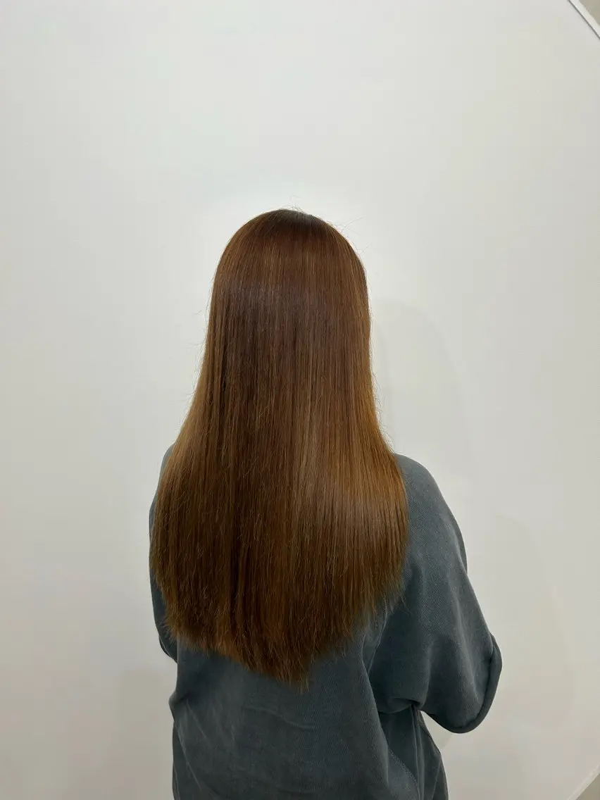 ロング ヘアカラー LOA Ririのヘアスタイル