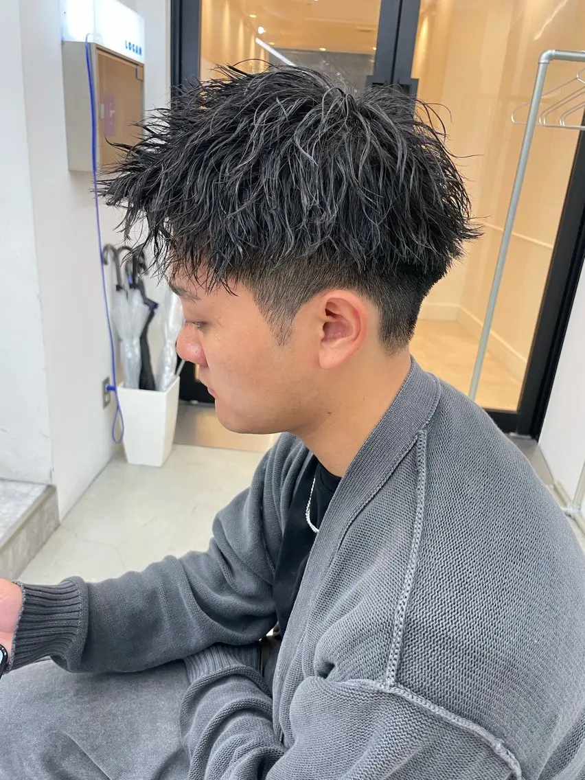 ショート カラー ヘアアレンジ メンズ カット パーマ トリートメント ヘアセット 亀井隆汰/メンズ専門 パーマ特化美容師のヘアスタイル