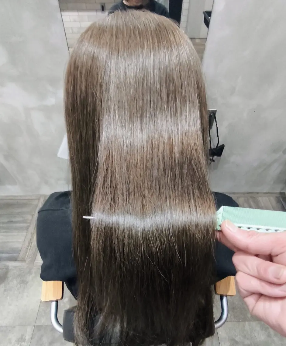 ロング カラー ブリーチ 透明感カラー ダブルカラー ハイライトカラー インナーカラー カット 縮毛矯正 トリートメント VIMhair天神店 縮毛矯正 ハイライトのヘアスタイル