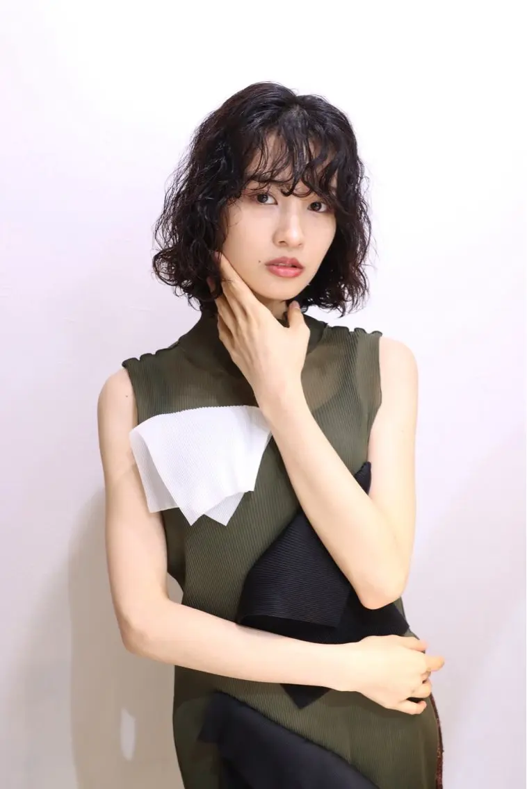 ショート パーマ ここな/暖色カラー 🧡束感マツエク🌼のヘアスタイル