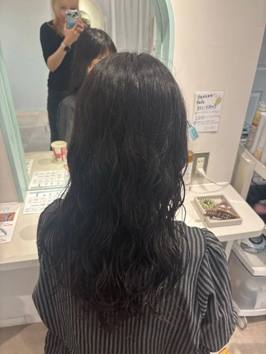 ロング パーマ CreBiA ayanoのヘアスタイル