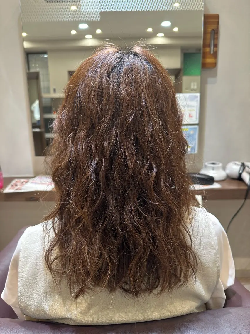 セミロング パーマ カット パーマ 鈴木 舞のヘアスタイル
