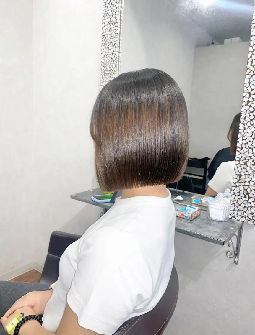 ミディアム ボブ 縮毛矯正 ＳＨＩ ＺＵのヘアスタイル