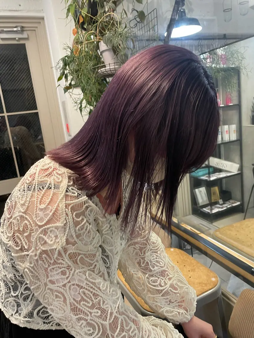 ミディアム カラー ミルクティー× グレージュMOMOのヘアスタイル