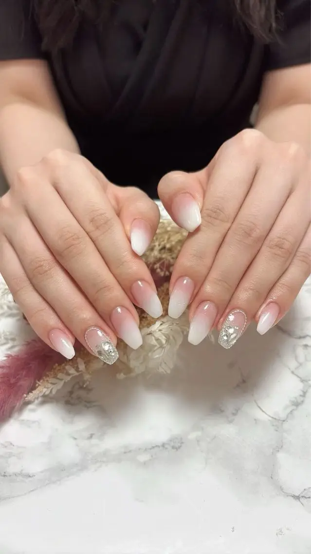 ネイル LOVE NAIL リリのネイルデザイン