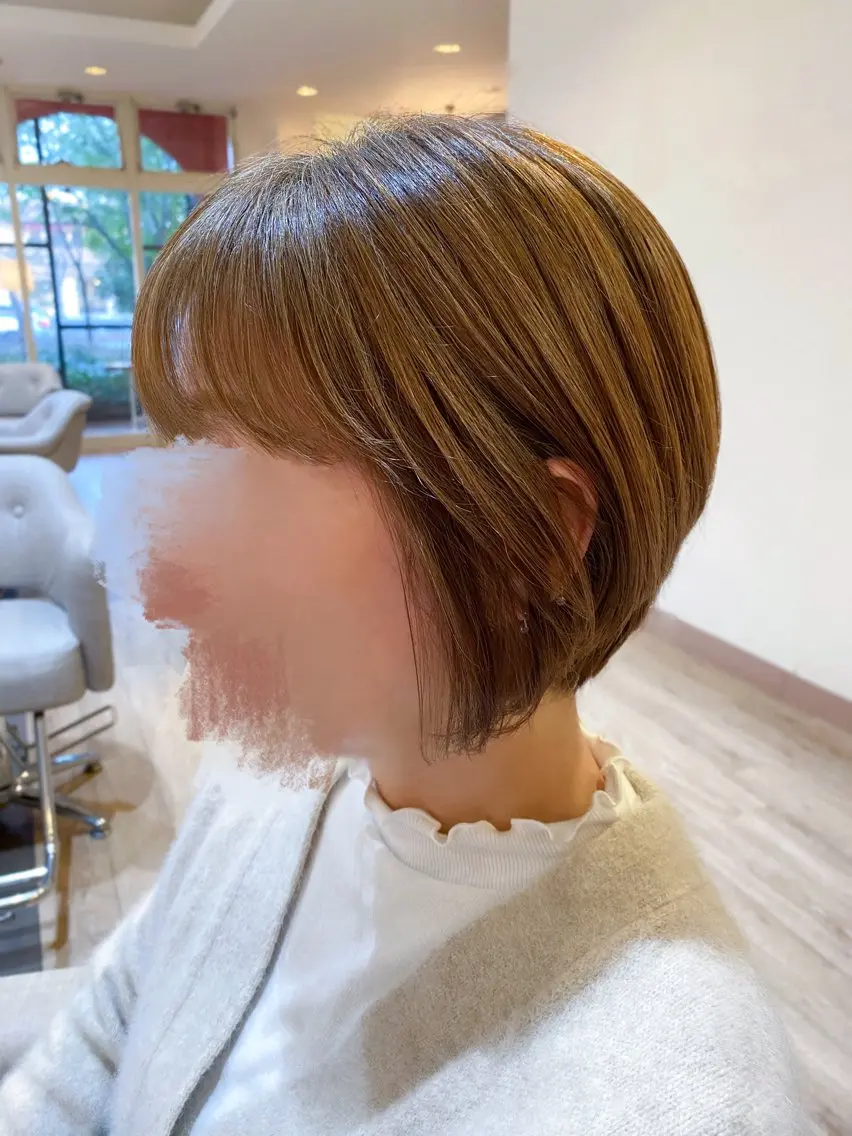 ショート カラー ヘアカラー 星原 瑞穂のヘアスタイル