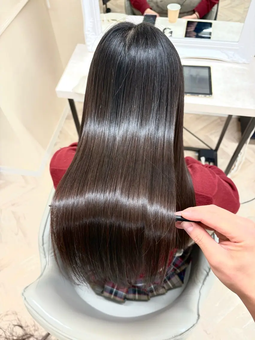 【自然な艶髪ストレート🩶】美髪矯正×5step髪質改善TR🫧の写真