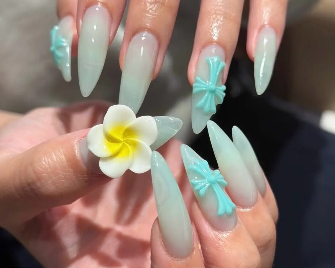 ネイル ガーリー ハート 韓国ネイル ニュアンスネイル リボン ハンドネイル Sora nail 長さ出し専門店のネイルデザイン