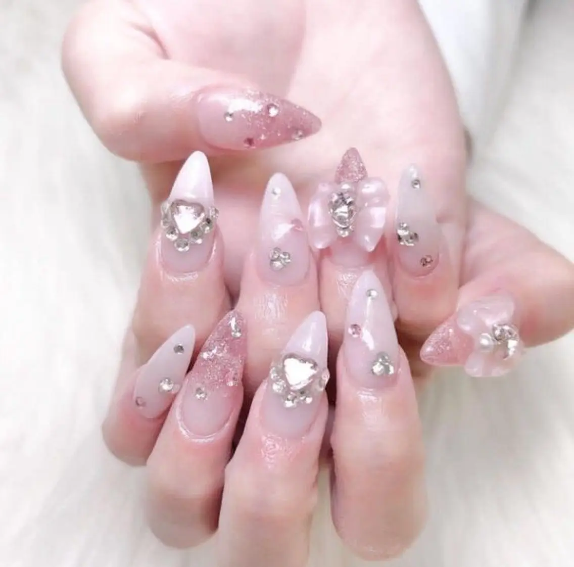 ネイル アートネイル 長さ出し フラッシュネイル ジェルネイル 氷ネイル・うるうるネイル ハンドネイル kana nailのネイルデザイン