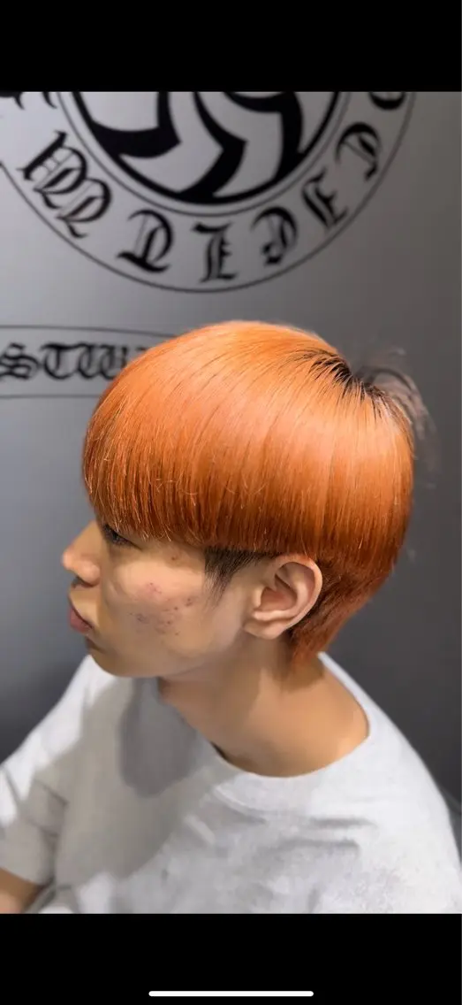 メンズ メンズブリーチ ヘアカラー 芝本 蓮のヘアスタイル