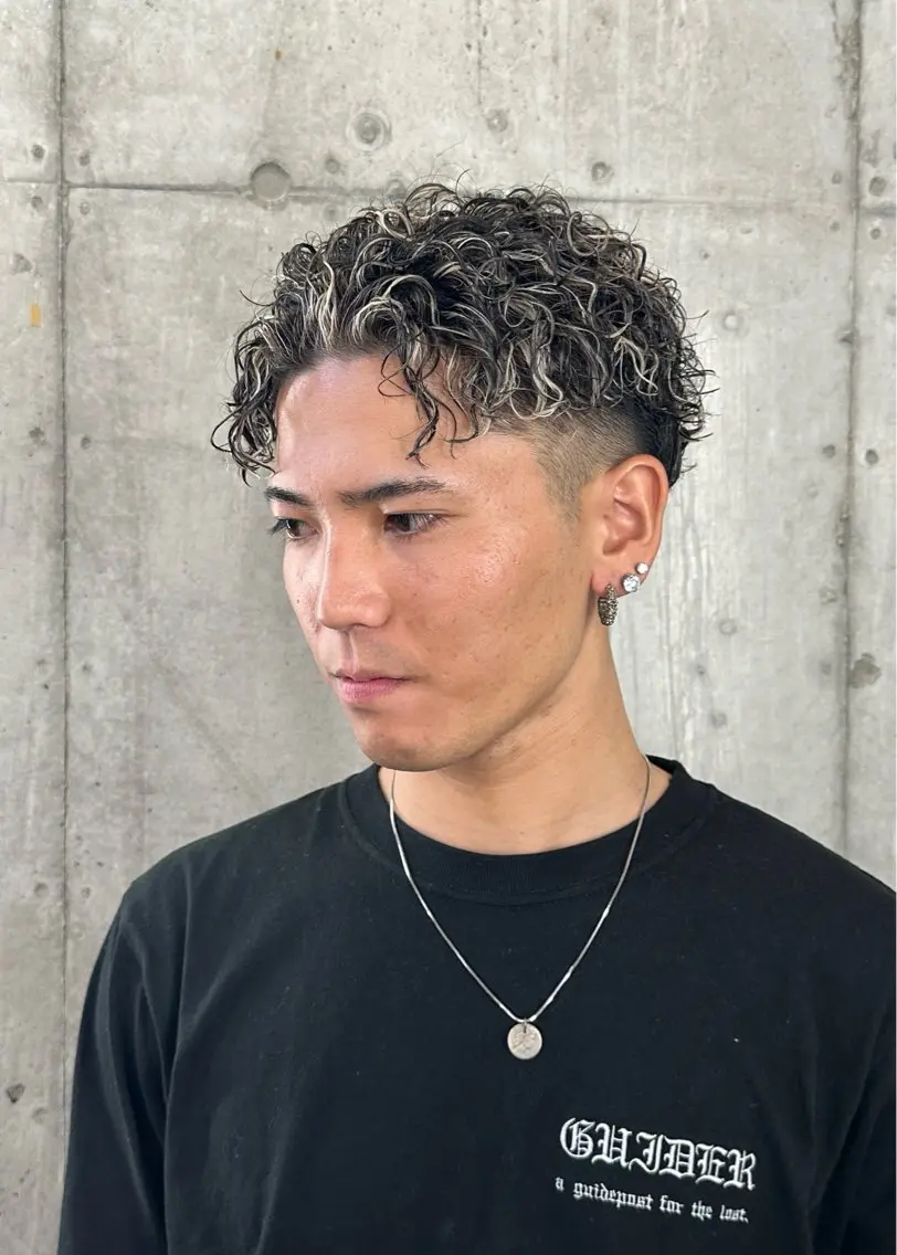 カラー パーマ メンズ 中原 祥太のヘアスタイル