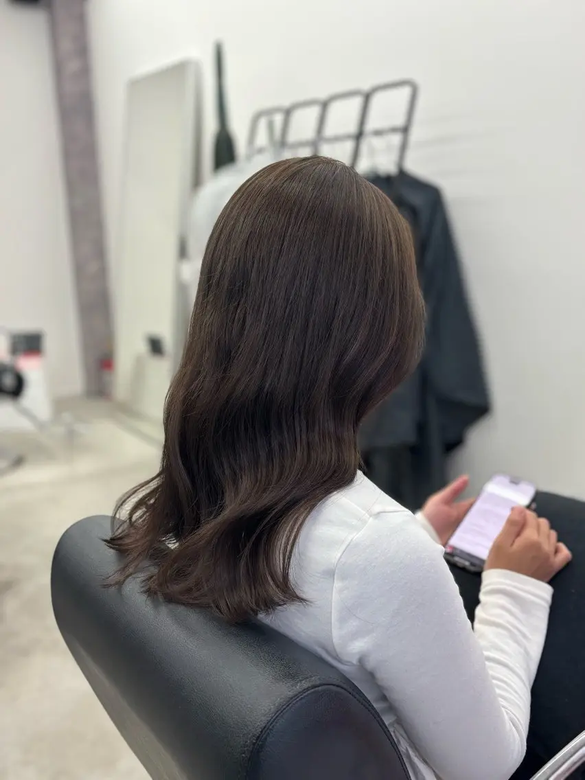 ロング カラー カット ヘアカラー トリートメント MEMENTO YUZUのヘアスタイル