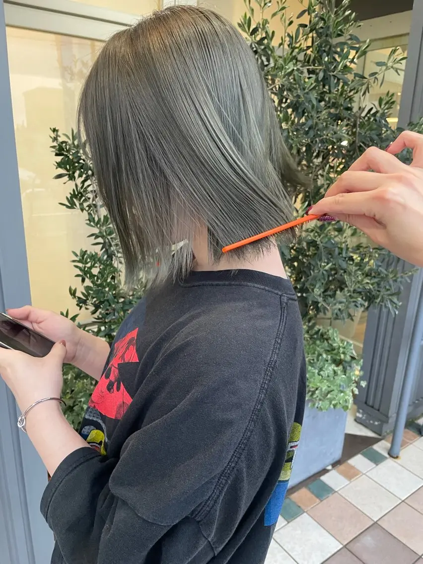 ミディアム カット ヘアカラー トリートメント 石戸 春菜のヘアスタイル