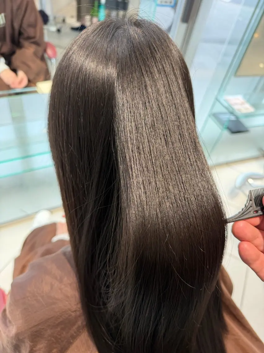 セミロング カラー カット トリートメント 奈良村 圭吾のヘアスタイル