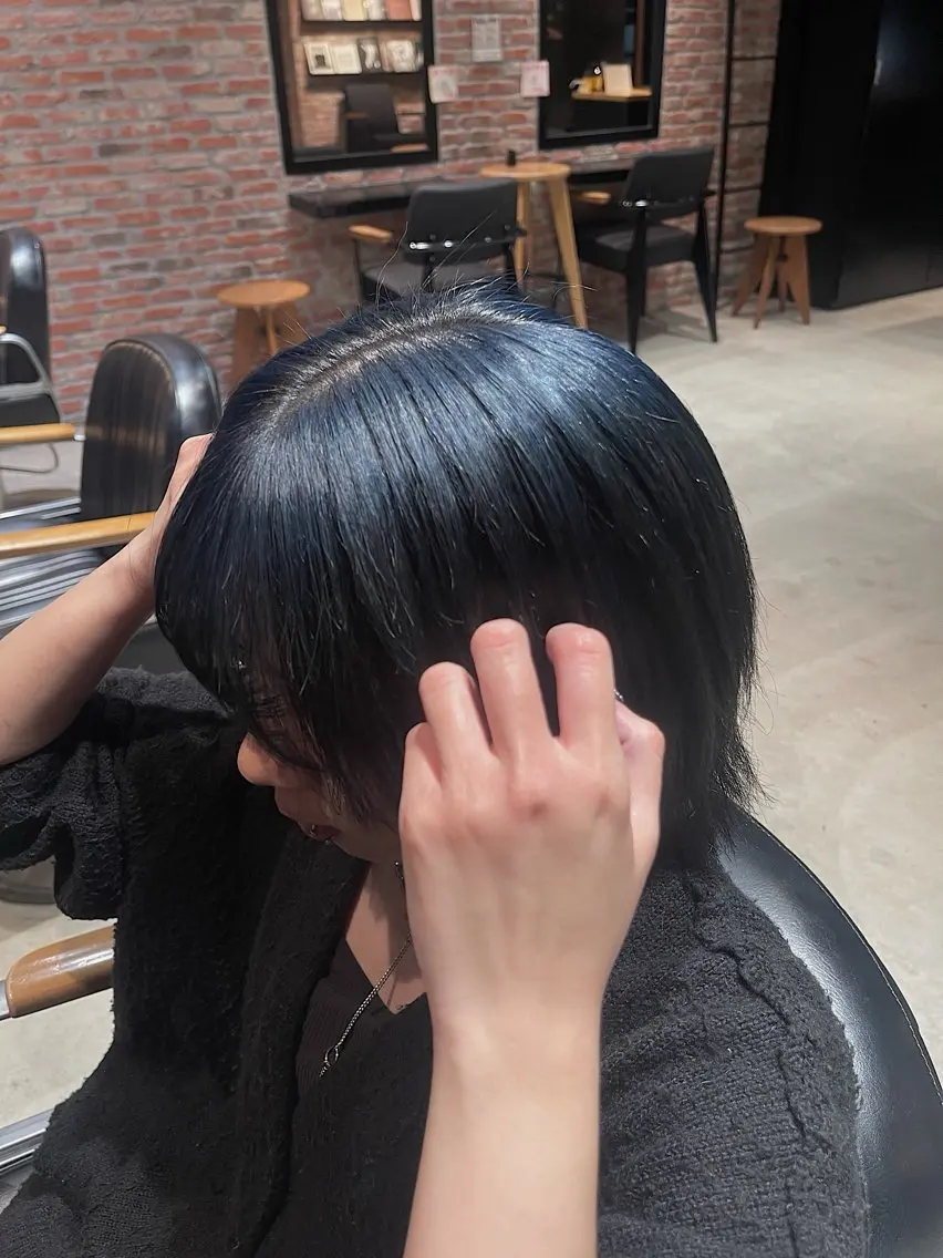 カラー rin 🖤〈大宮〉のヘアスタイル