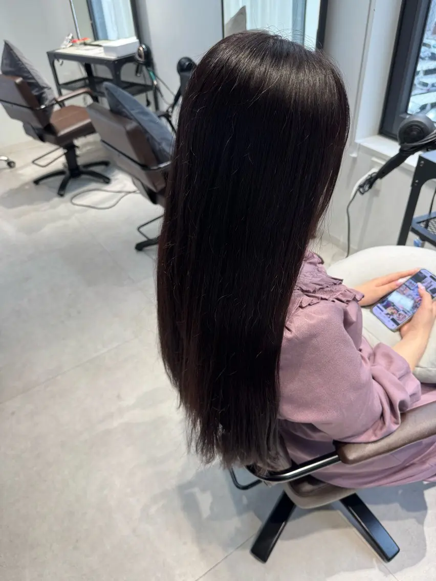 ロング カラー ラベンダーカラー ヘアカラー 近藤 愛理のヘアスタイル