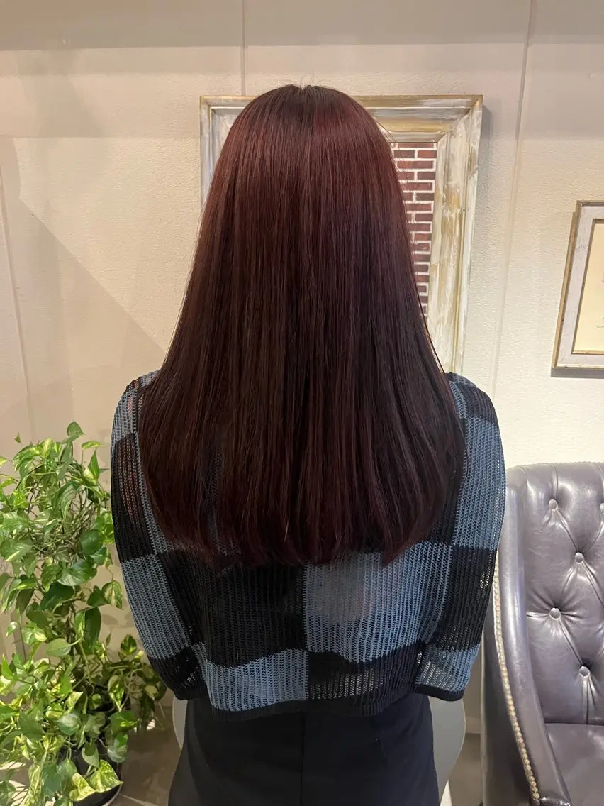カラー 縮毛矯正 ヘアカラー トリートメント イイダ ヒナのヘアスタイル