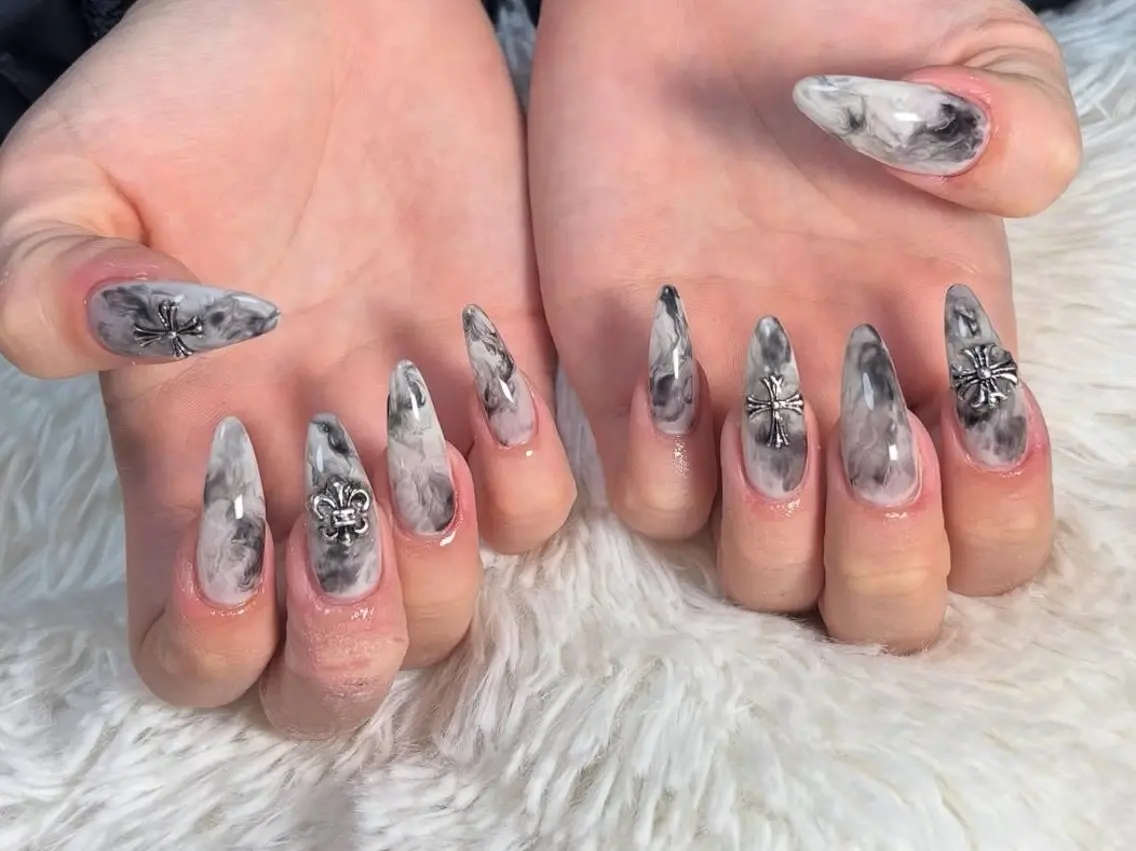 ネイル ハンドネイル R’s nailのエステ・リラクイメージ