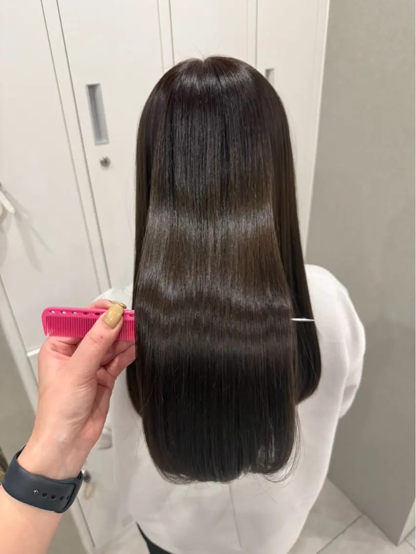 【💫サラ艶髪💫】🍓オーガニック縮毛矯正+ カット+ リンケージトリートメント🍓の写真