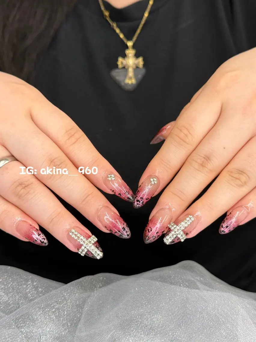 ネイル フットネイル 氷ネイル・うるうるネイル マットネイル ニュアンスネイル リボン ハンドネイル Akina Nailのネイルデザイン