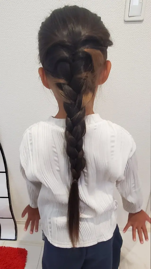 ロング カラー キッズ ヘアアレンジ 子どものヘアアレンジ メッシュ 簡単アレンジ あさみ ／スパ・ケアニストのヘアスタイル