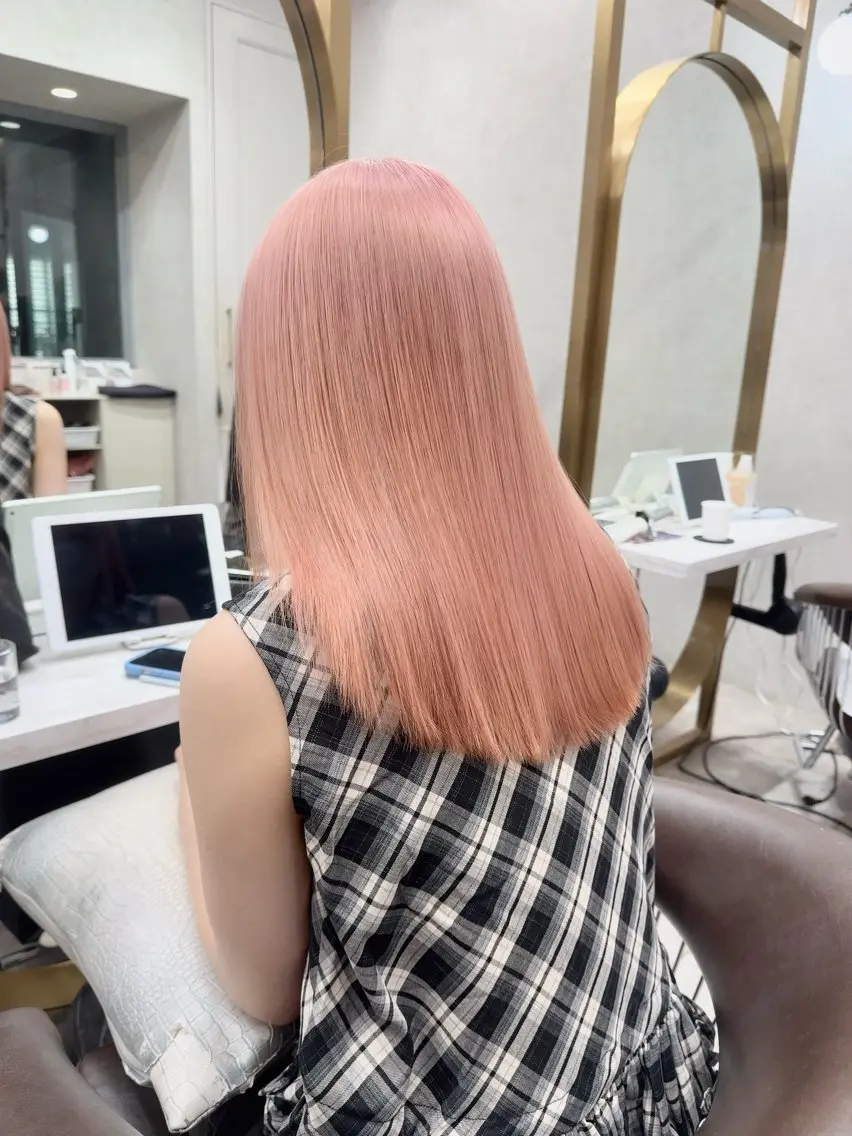 ミディアム カラー ヘアアレンジ ヘアカラー トリートメント 天神/ブリーチ/ 髪質改善/韓国ヘアのヘアスタイル