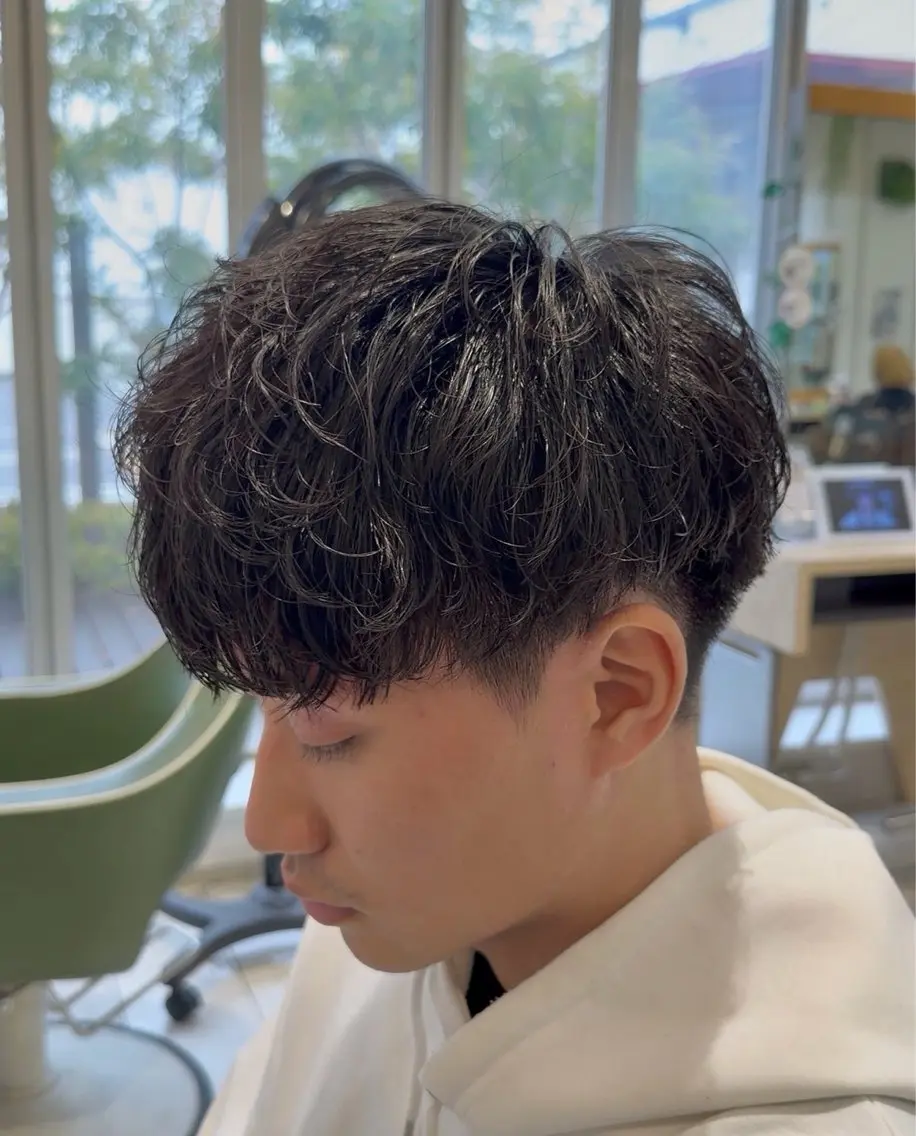 メンズカット(マッシュスタイル)の写真