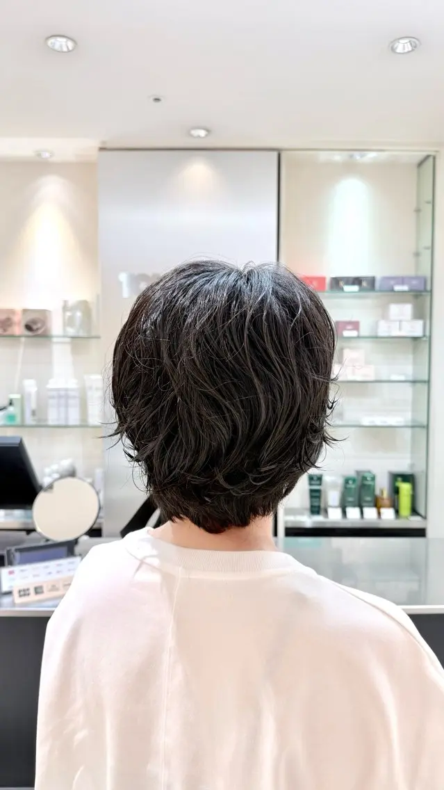 ショート パーマ akari / ミディアムパーマのヘアスタイル