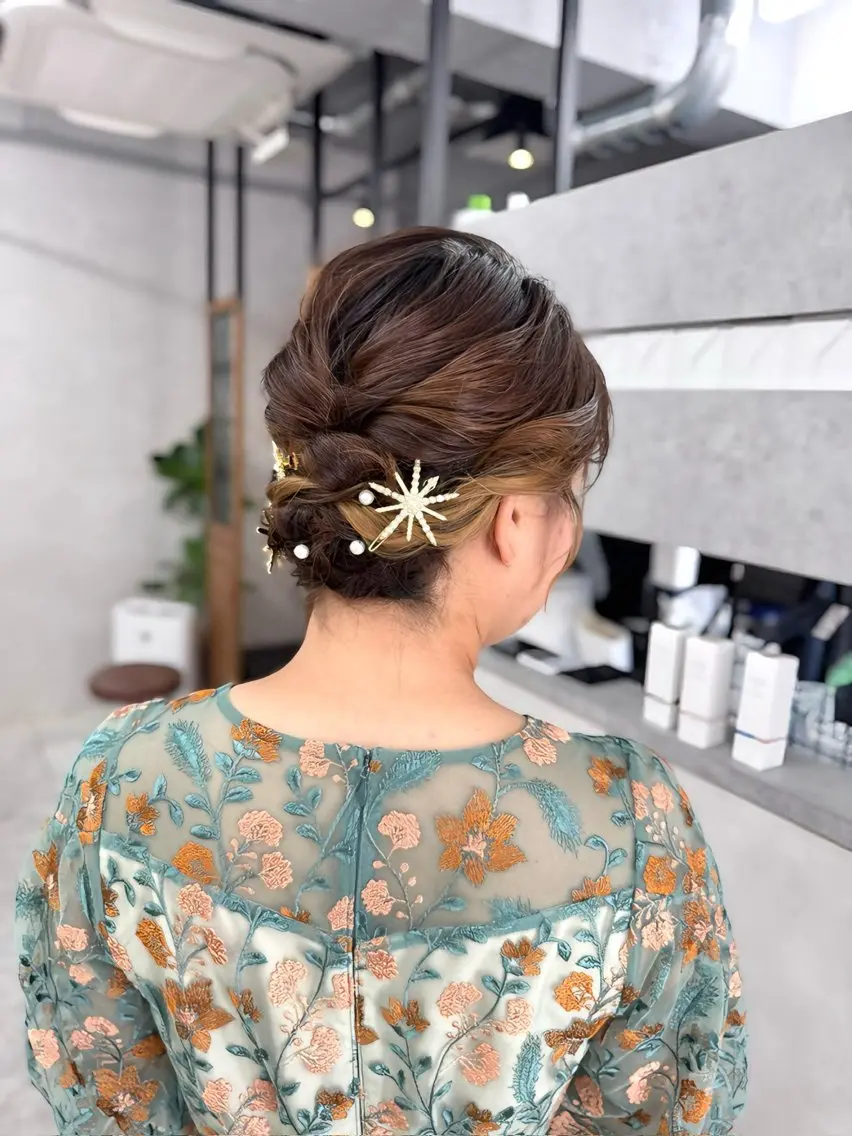 ミディアム ヘアアレンジ ボブ ヘアセット 伊藤 栄子のヘアスタイル
