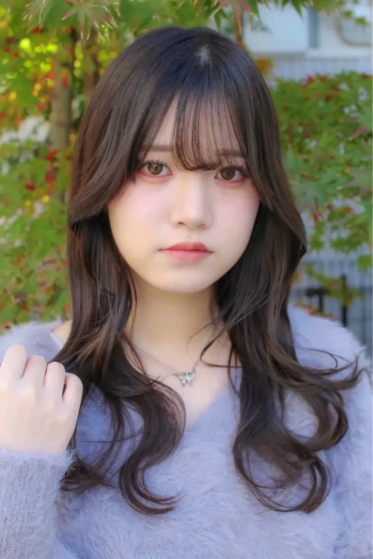 ロング カラー ベージュカラー オリーブベージュ ヘアカラー ふさ透明感カラーㅤ⠀ 艶カラー🤍のヘアスタイル