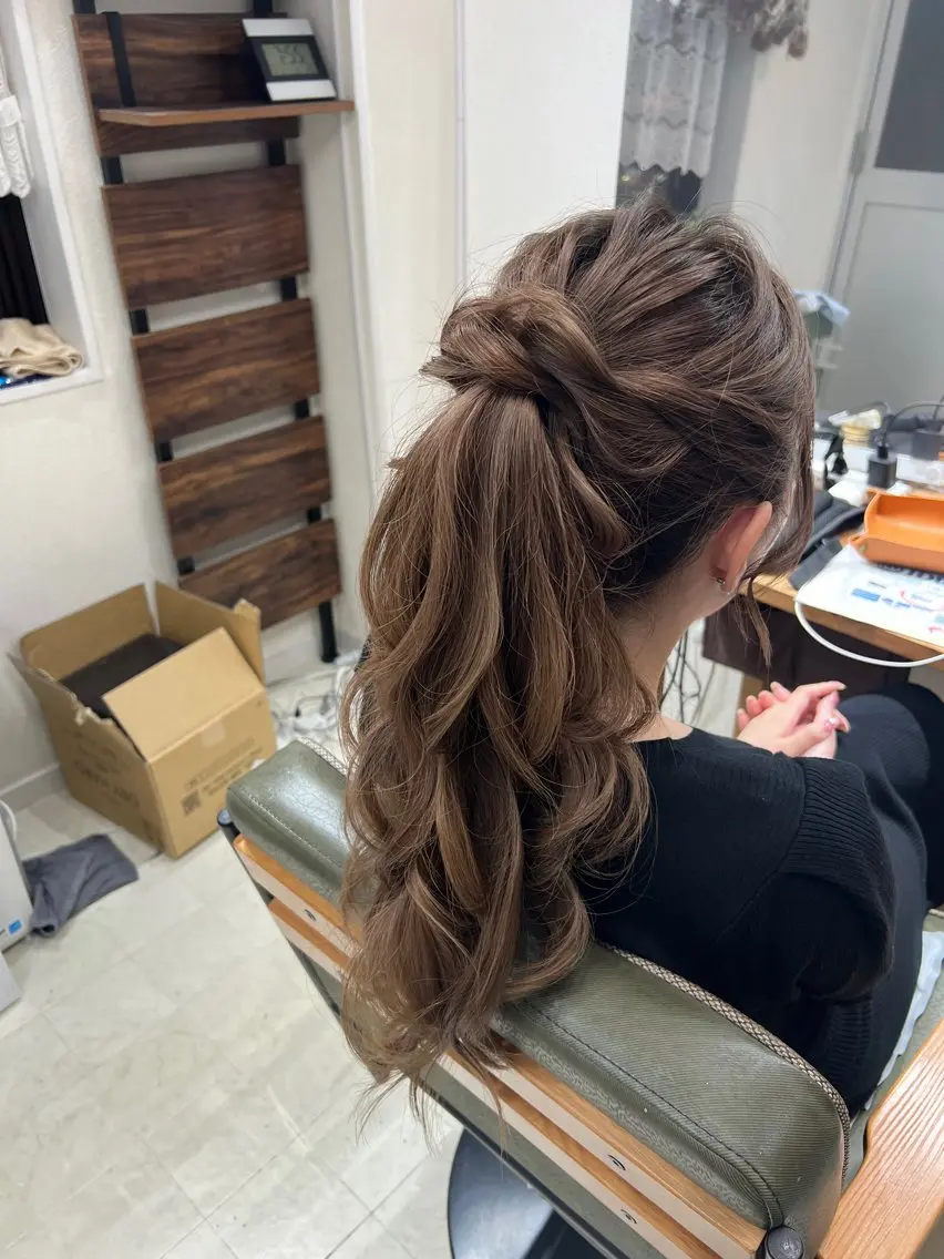 ロング ヘアアレンジ ポニーテール 山室 敬義のヘアスタイル