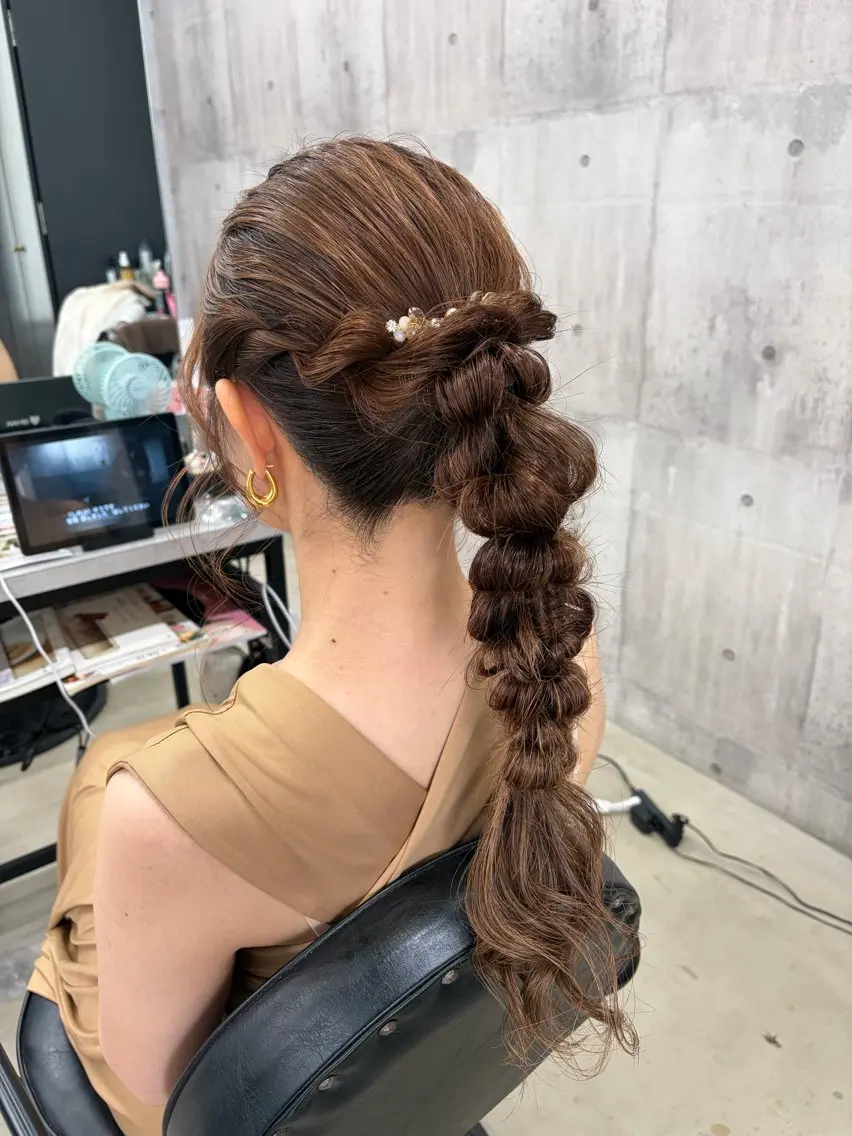 ロング ヘアアレンジ ポニーテール 結婚式・ブライダル ヘアセット LUXBE LUCE ひなののヘアスタイル