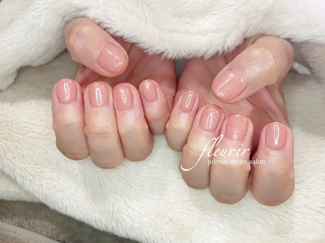 ネイル ラメ(グリッター) オフィスネイル ピンク フルリール 【プライベートサロンのネイルデザイン