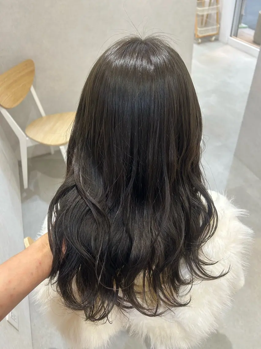 カット＋艶カラー✨＋【マッサージ💆‍♀️付き】2STEPトリートメント💆‍♀️の写真