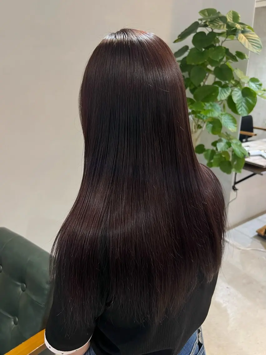 ロング カラー/ダブルカラー グレイカラー椿こはなのヘアスタイル