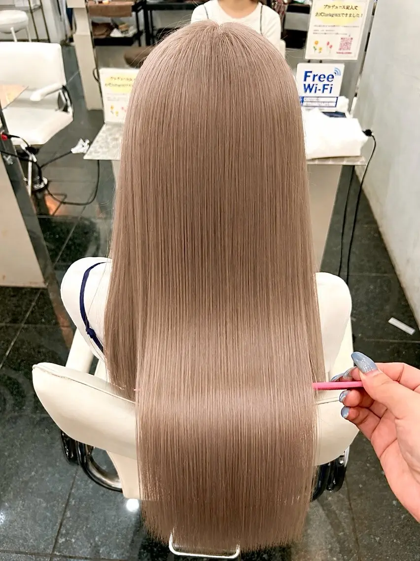 ロング カラー ブリーチ 透明感カラー ブリーチなしカラー 髪質改善 ヘアカラー 髪質改善カラー| Yukino🫧のヘアスタイル