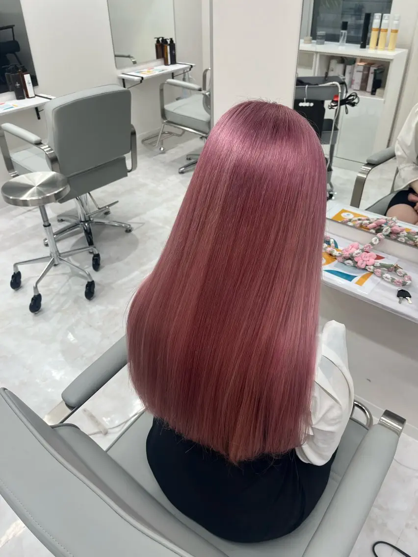 ロング カラー ヘアカラー トリートメント ヘアセット 🩶【推しハイトーン 】yuzu🩶のヘアスタイル