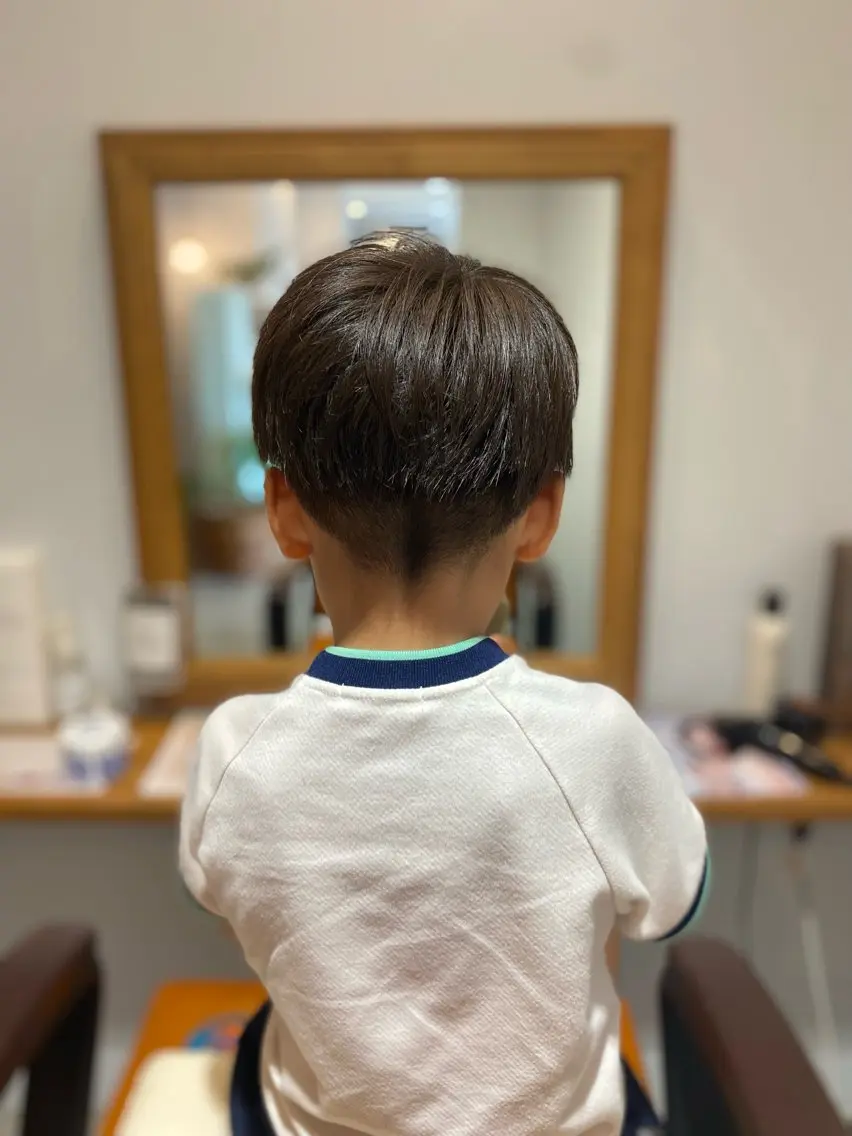 チャイルドカット👦🏻👧🏻 ※小学生以下のお客様が対象です🎒の写真