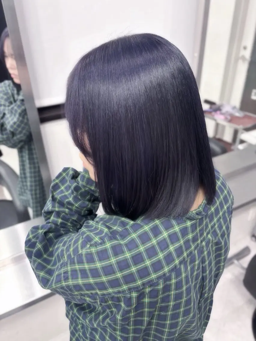 カラー 透明感カラー ネイビーカラー ヘアカラー トリートメント 艶カラー💞 amiのヘアスタイル