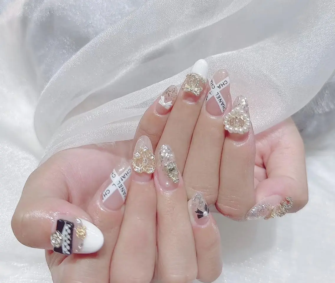 ネイル ハンドネイル Pure&Rich Nailのネイルデザイン