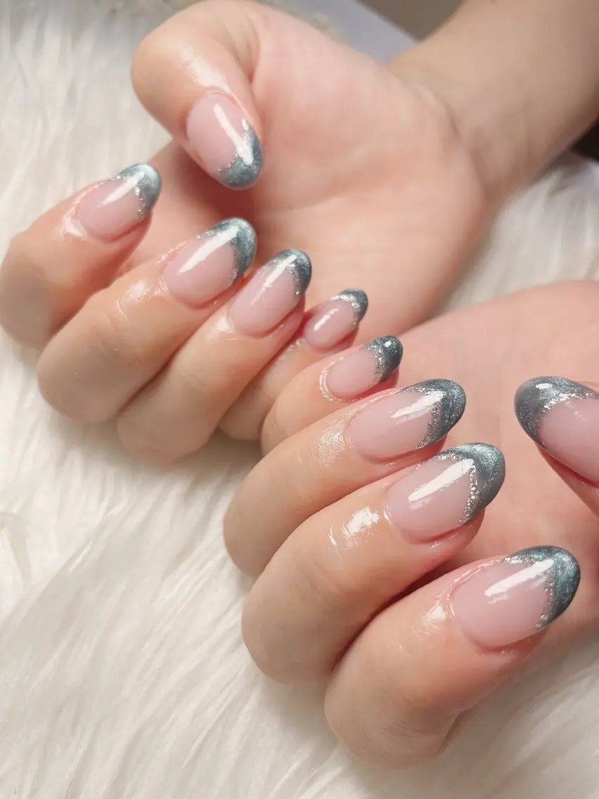 ネイル フレンチネイル マグネットネイル マグネットフレンチ nailsalon Rinのネイルデザイン