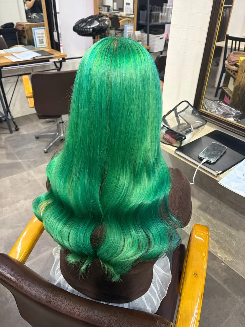 ロング ヘアカラー エクステ ⭐️U-topia ⭐️和泉田　りさ⭐️のヘアスタイル