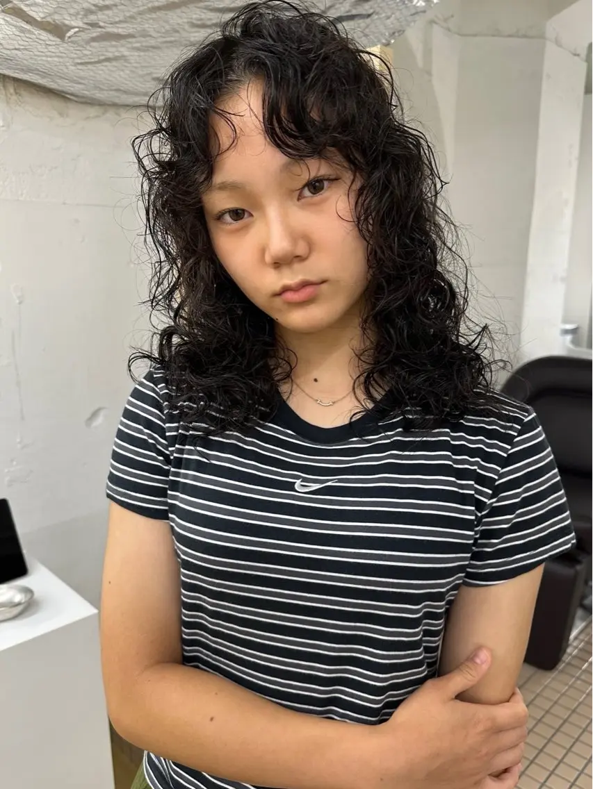 ミディアム パーマ パーマ 村岡 桃果のヘアスタイル