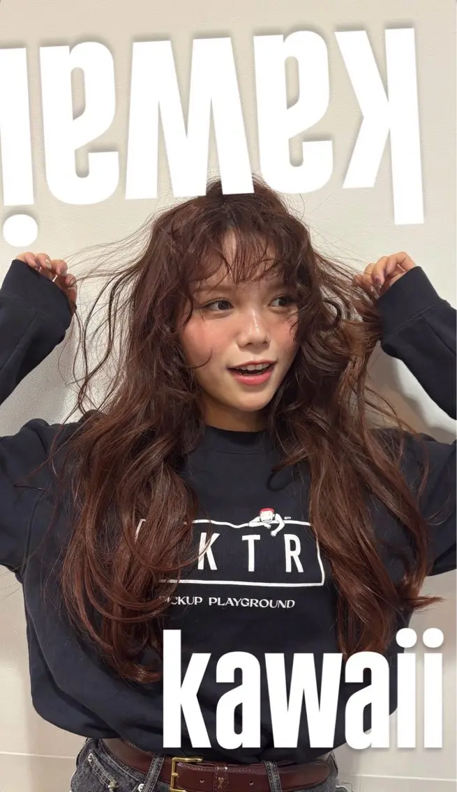 セミロング eMu透明感カラー ちゅる髪yuki✩のヘアスタイル