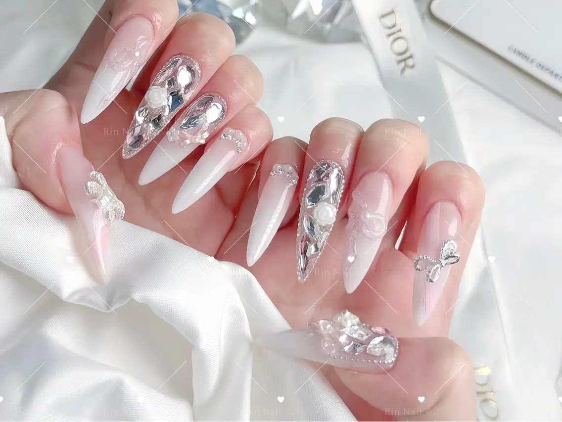 ネイル べっ甲ネイル ブルー 長さ出し フレンチネイル ジェルネイル ハンドネイル Rin Nail 新大久保店のネイルデザイン