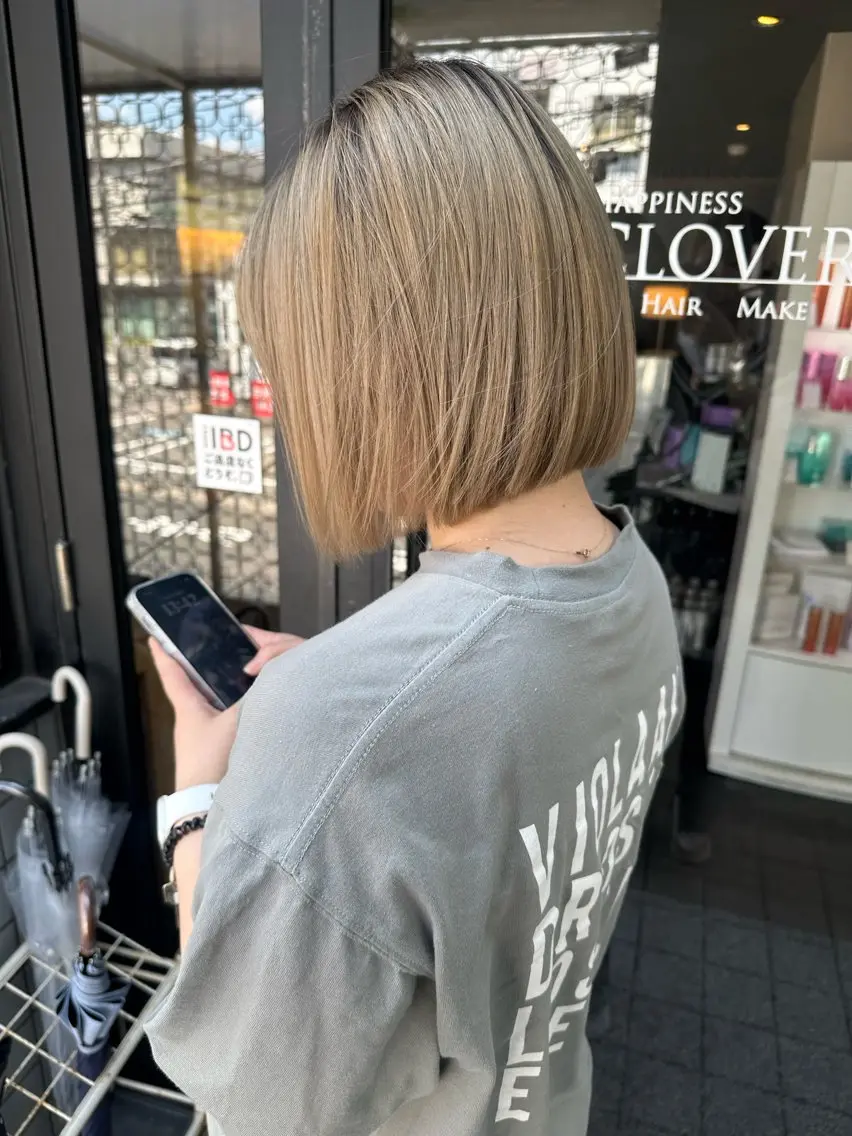 ショート カラー ブリーチ カット ヘアカラー トリートメント SAKURA✨ ショート/ボブのヘアスタイル