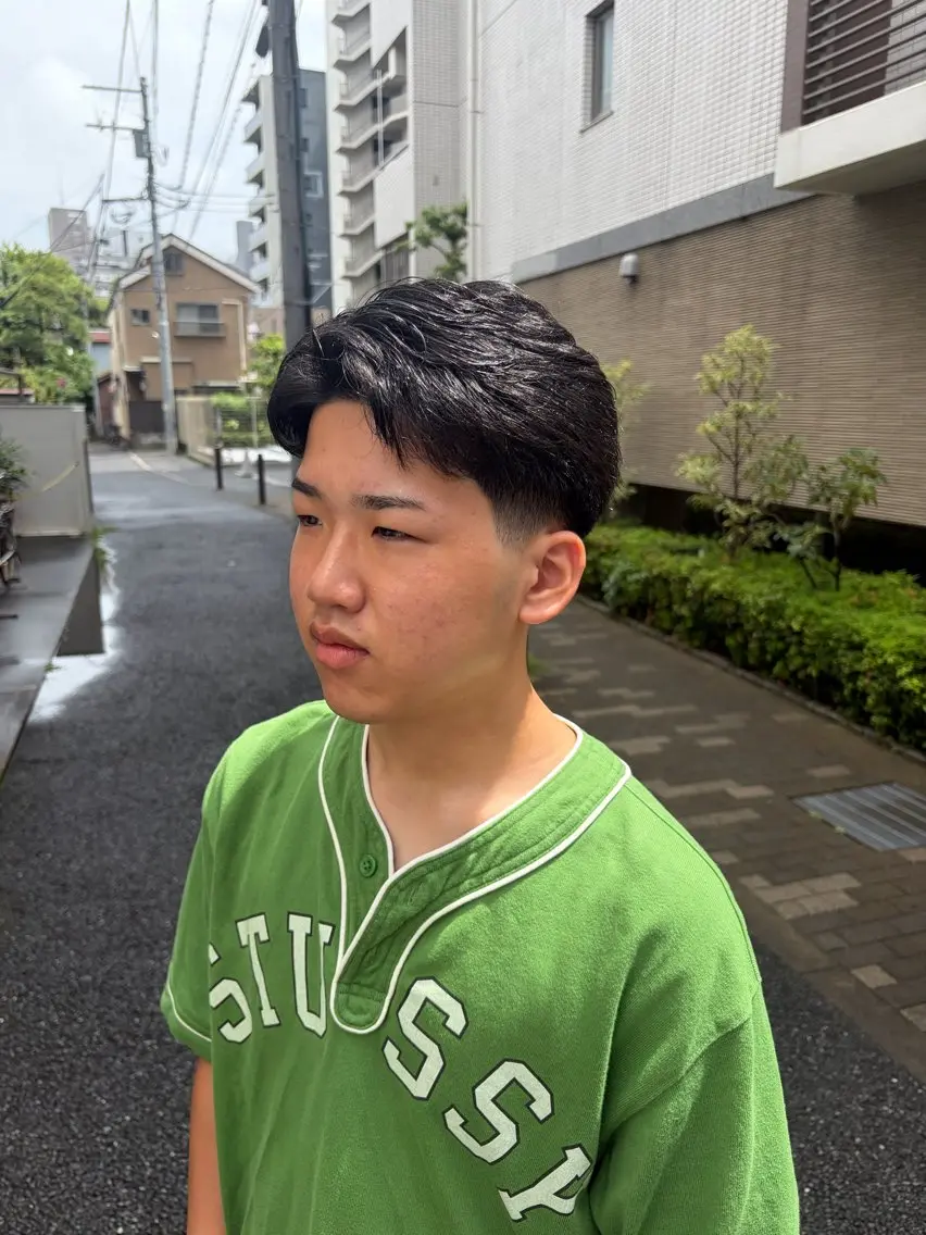 ミディアム 福永 彩花のヘアスタイル
