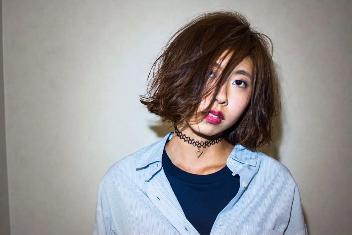 ミディアム 佐々岡 亮介のヘアスタイル